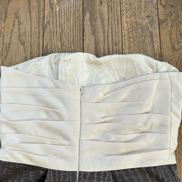 Women’s Max and Cleo Cocktail Strapless Dress Sz 2 - Picture 5 of 7